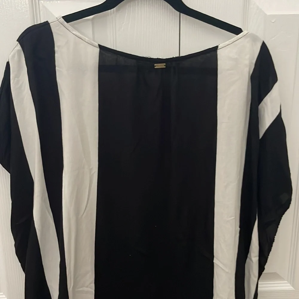 Roxy Coverup - Picture 4 of 4